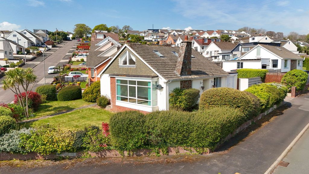 Property photo 1 of 29