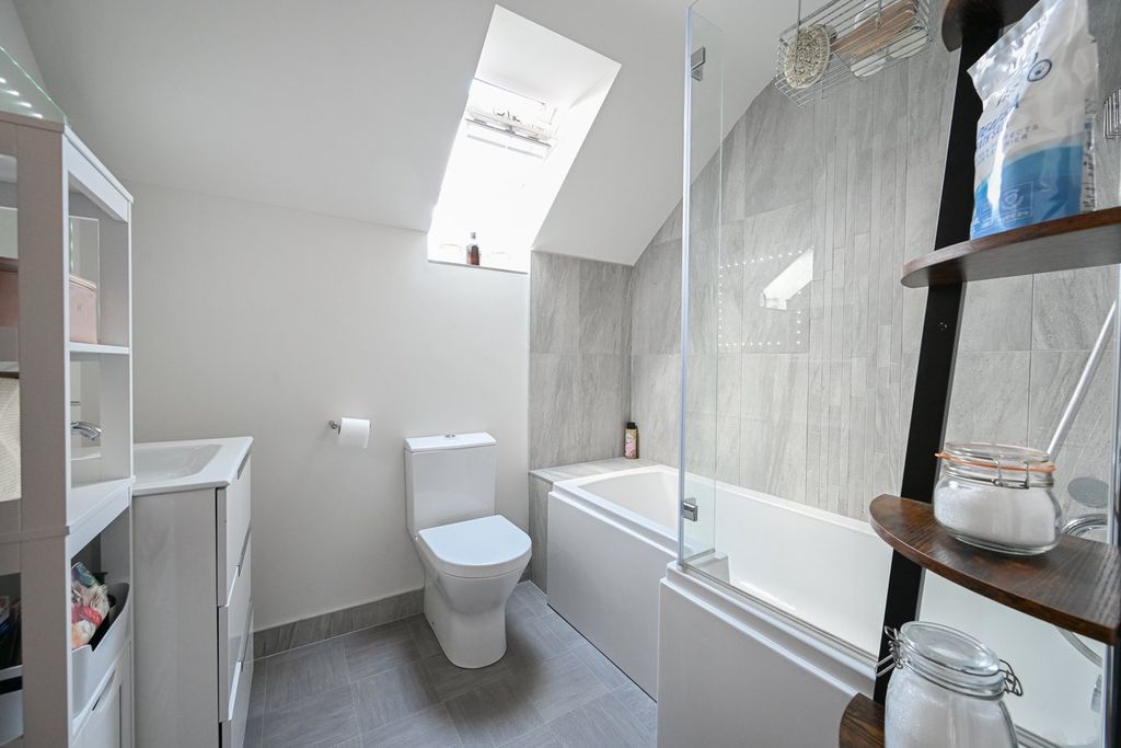 Additional image 6 of 2 bed flat for saleOld Forge Close, Ringwood BH24