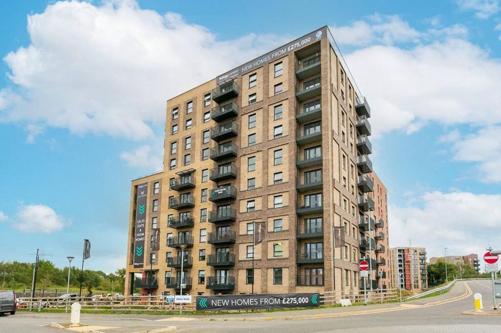 Property photo 3 of 8 Photo 1