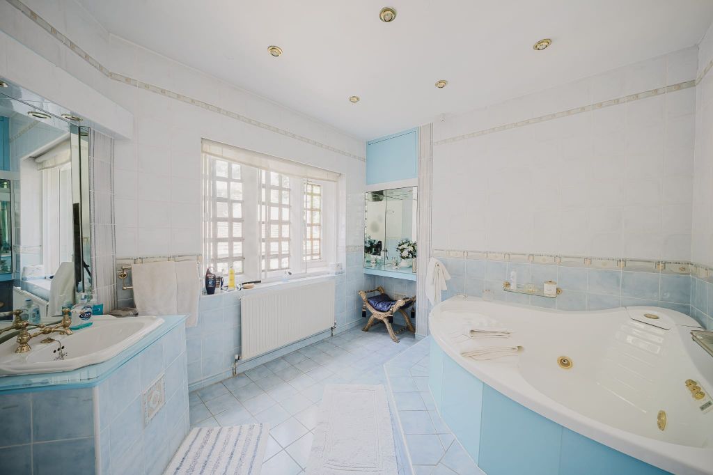 Additional image 26 of 6 bed detached house for saleScott Lane, Riddlesden, Keighley BD20