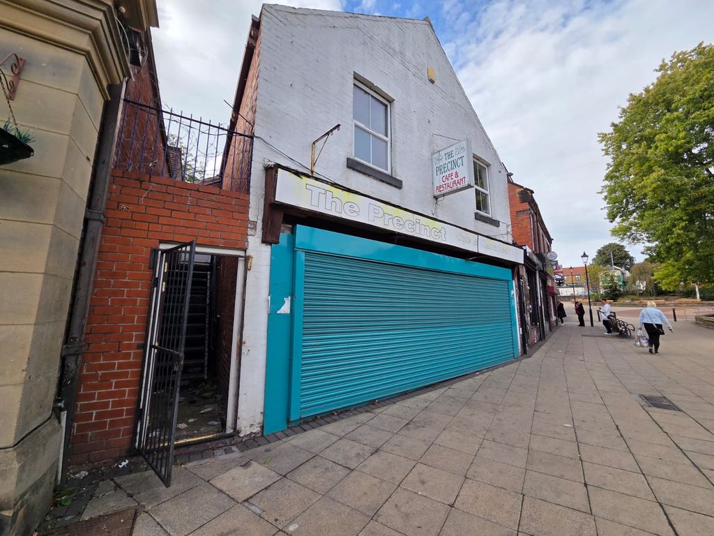Property photo 1 of 25 2 Bank Street, Hemsworth, Pontefract, Wf9 4Jx