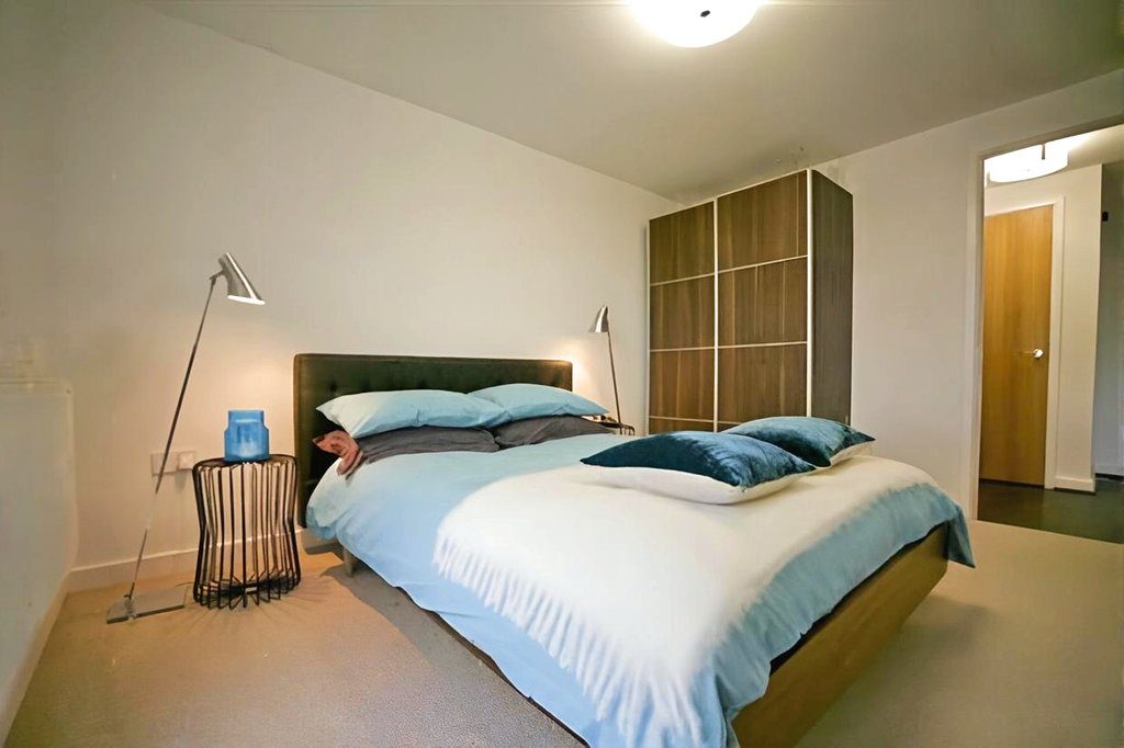 Property photo 2 of 6 O_1Bgqn221R1Gk6B831Jofe3i16Fmr-Fotor-20260427123338