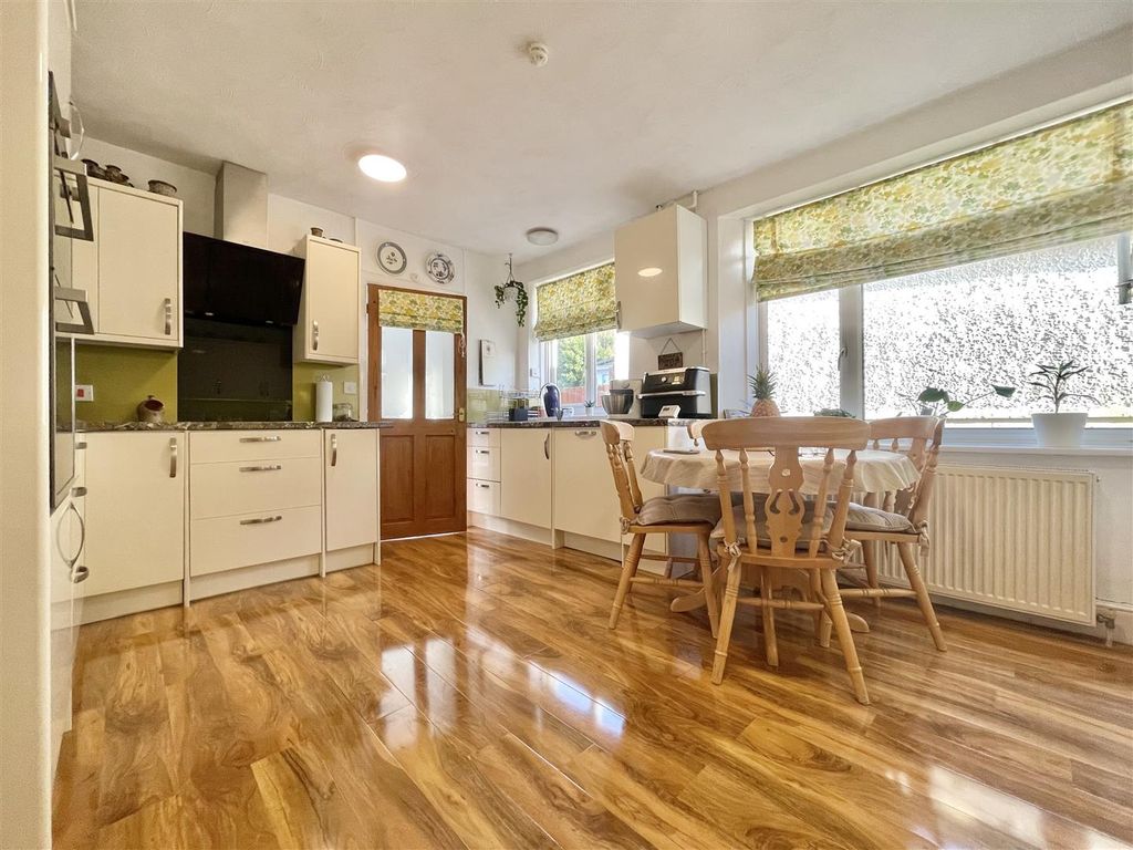 Property photo 2 of 10 Img_4118.Jpeg