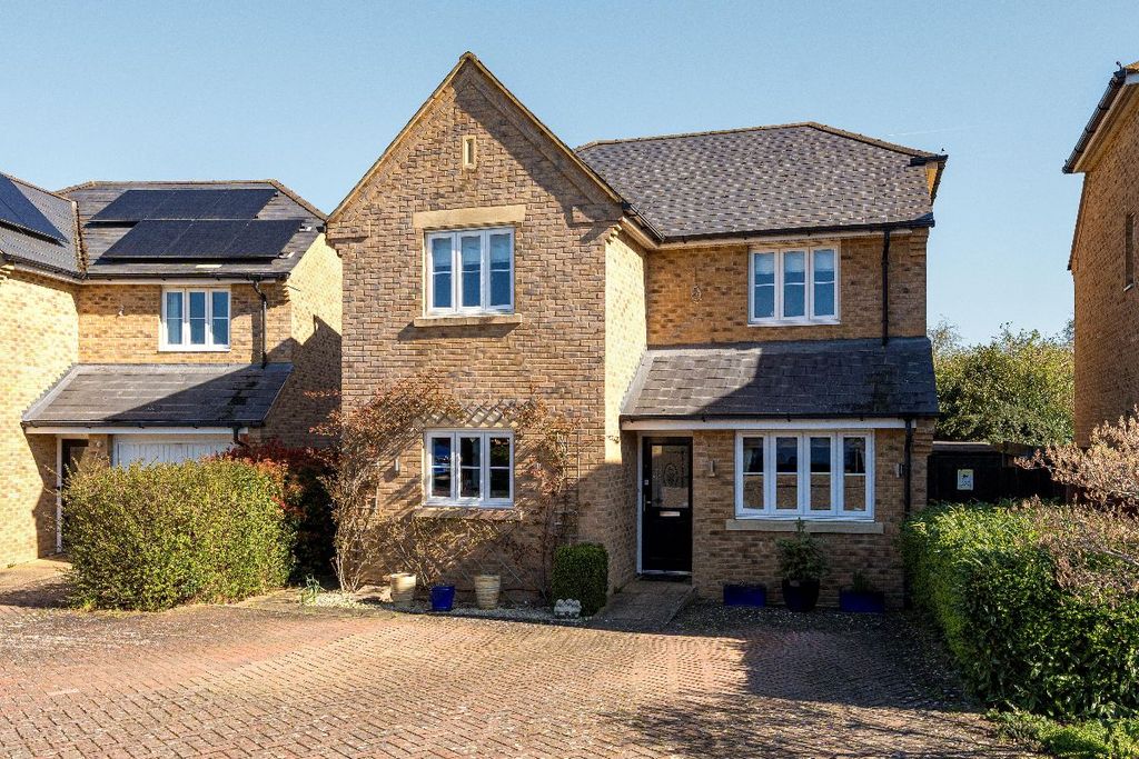 Property photo 1 of 20