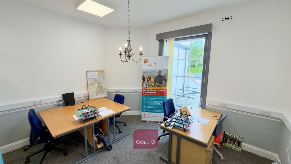Property photo 1 of 8 Office To Let
