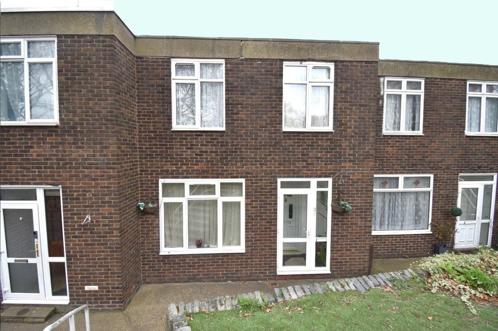 Property photo 3 of 12 External