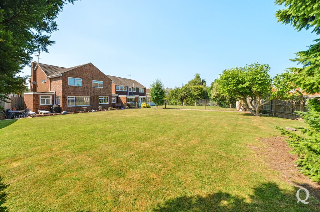 Property photo 1 of 30 79Eff5B9-d1d1-4B6...