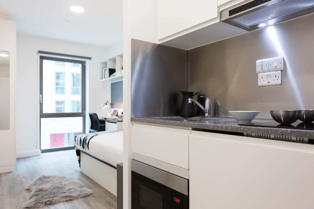 Property photo 2 of 15 Kitchen