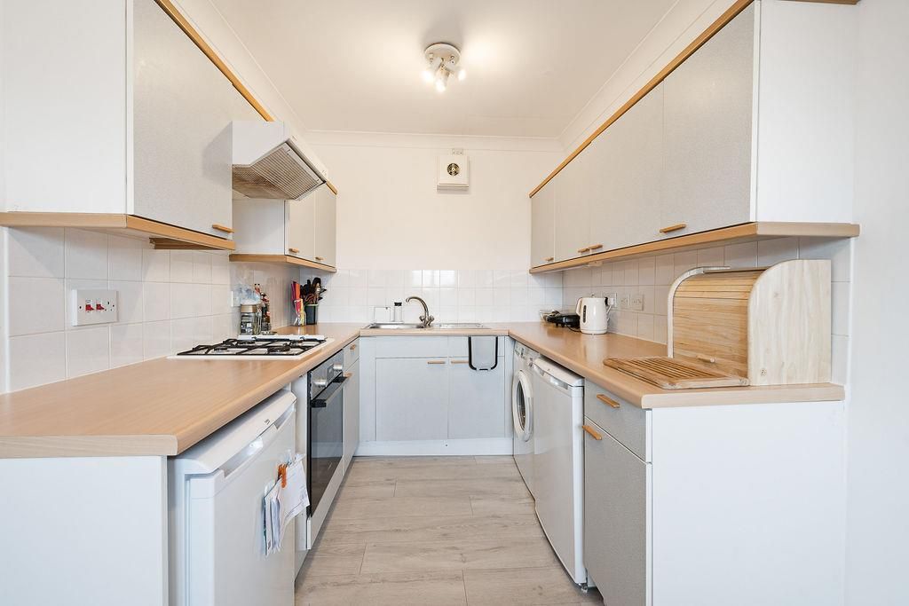 Property photo 3 of 9