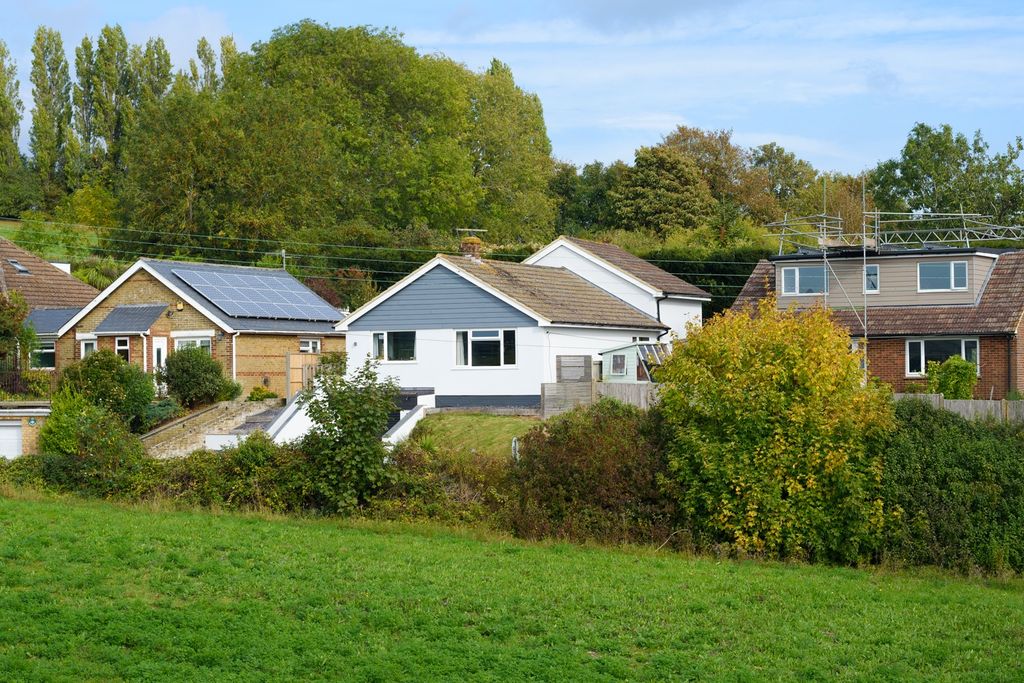 Property photo 1 of 24 3956933