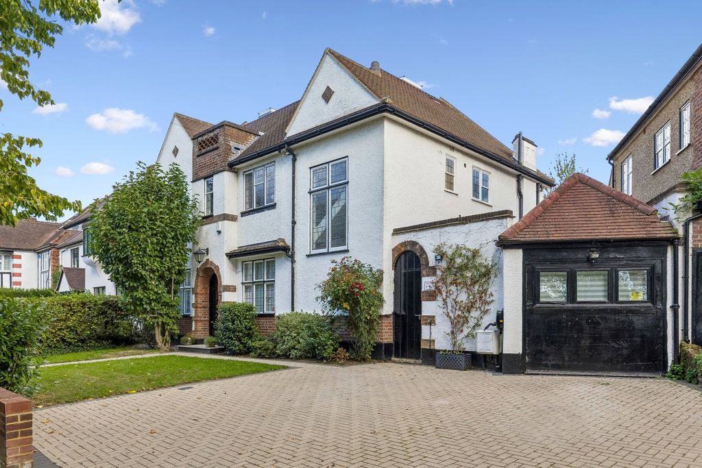 Property photo 1 of 15 Picture No. 05