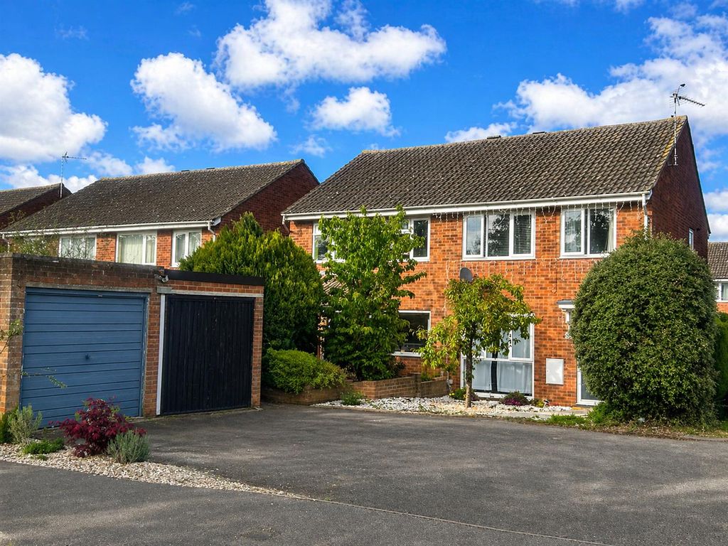 Property photo 1 of 12 89E93EE1-F72A-4Ff0-Bd5E-70A847Cafed3.Png
