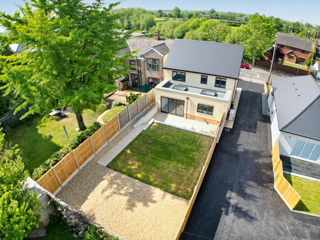 Property photo 1 of 27 High Specification And Energy Efficient New Build