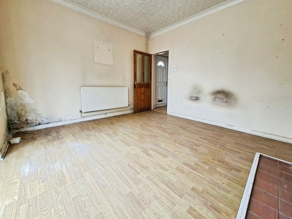 Property photo 3 of 14 Pbox-Img.Jpg
