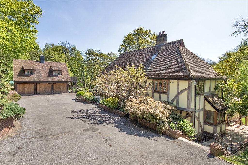 Property photo 3 of 25 Forge Wood House