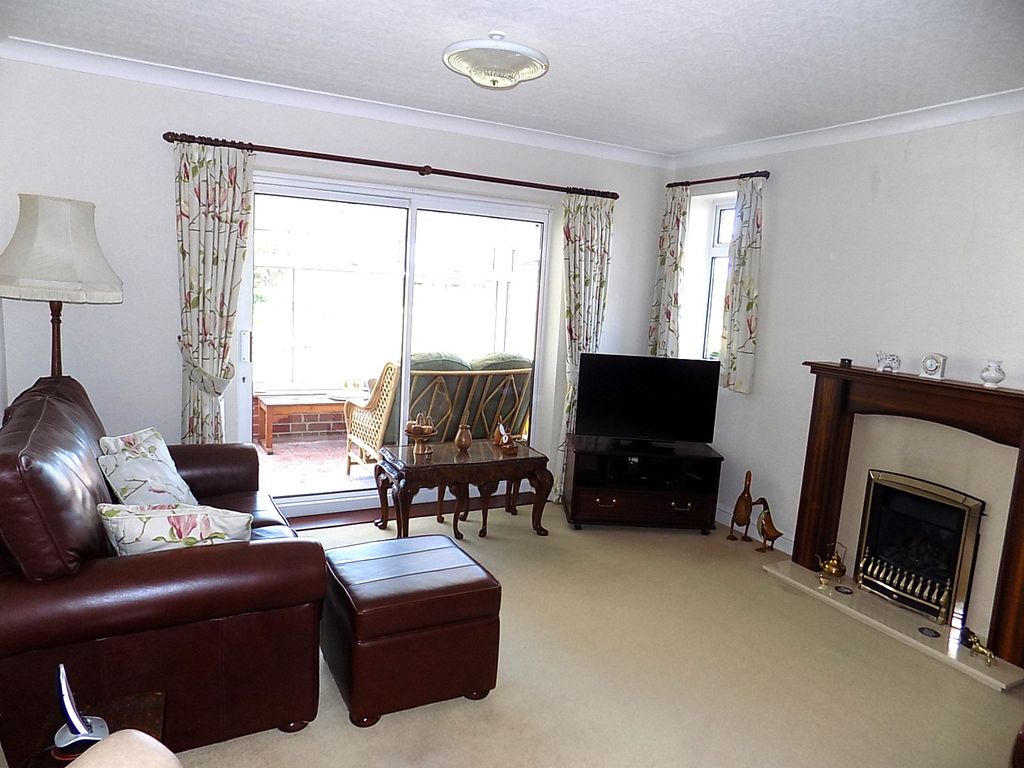 Property photo 2 of 22