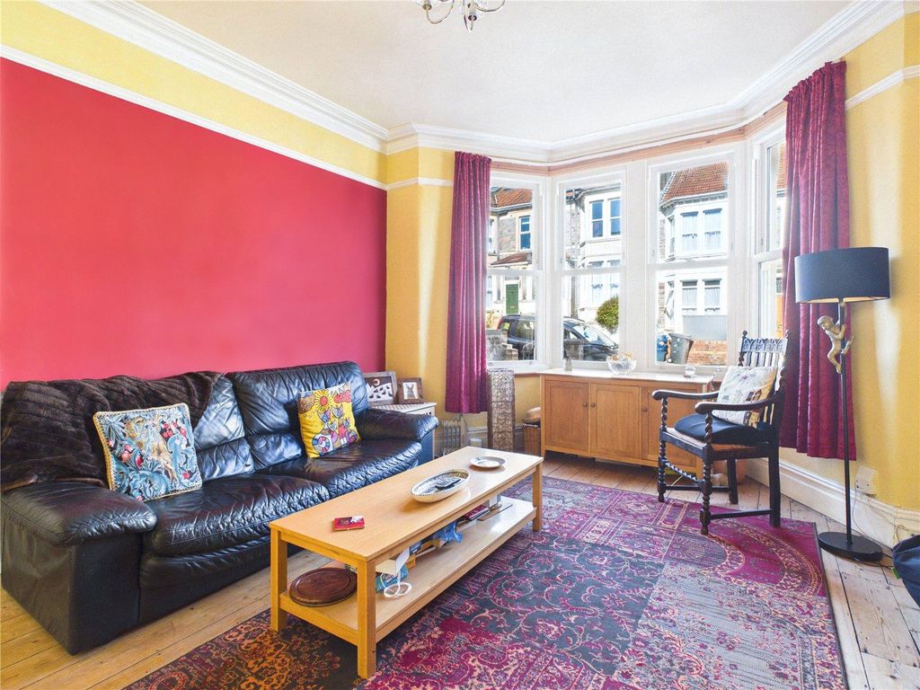 Property photo 3 of 40 Picture No. 76