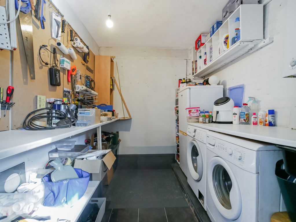 Property photo 3 of 21 Picture No. 08