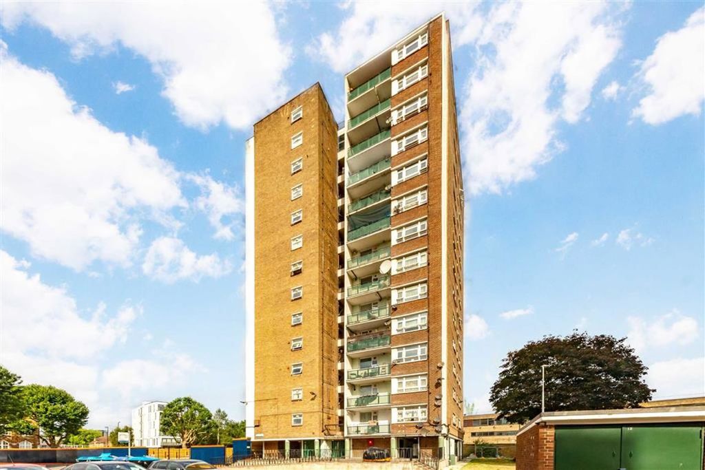 Property photo 1 of 5