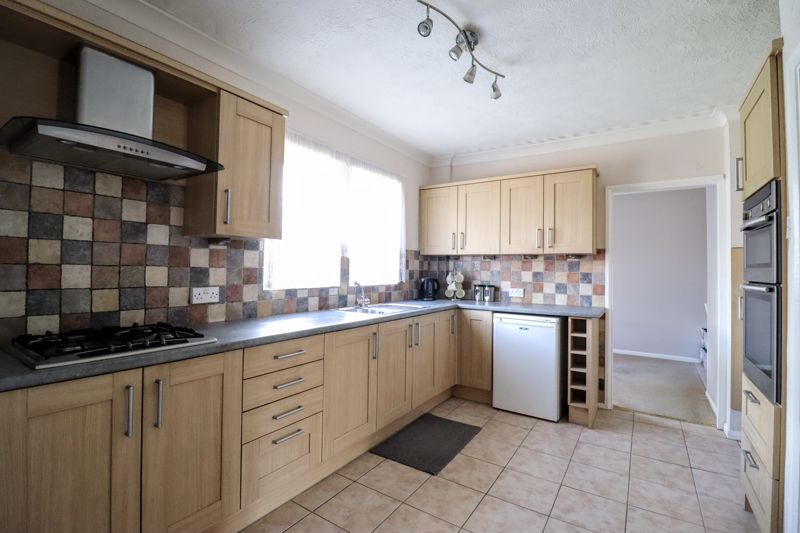Property photo 2 of 13 Kitchen
