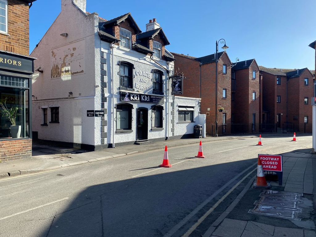 Property photo 1 of 7