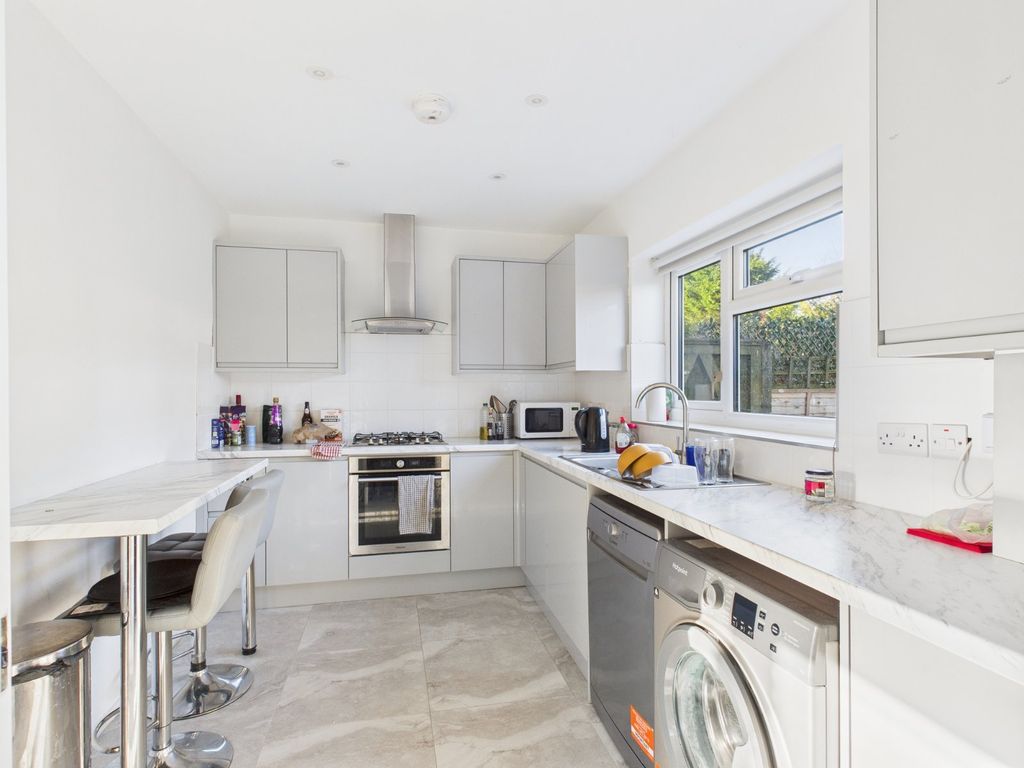 Property photo 2 of 12 Picture No. 10