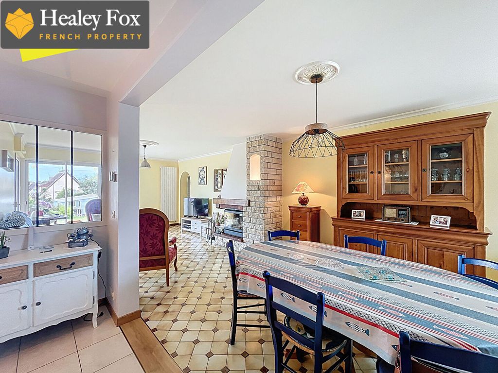 Property photo 2 of 16