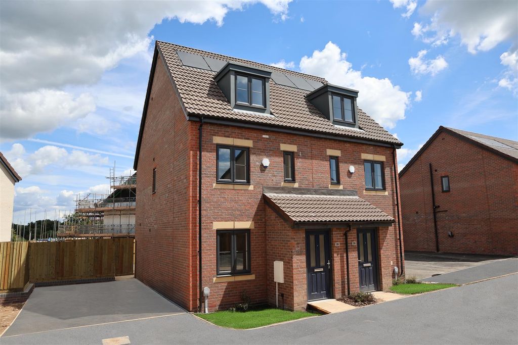 Property photo 1 of 9 Saunton-Front-Revised.Jpg