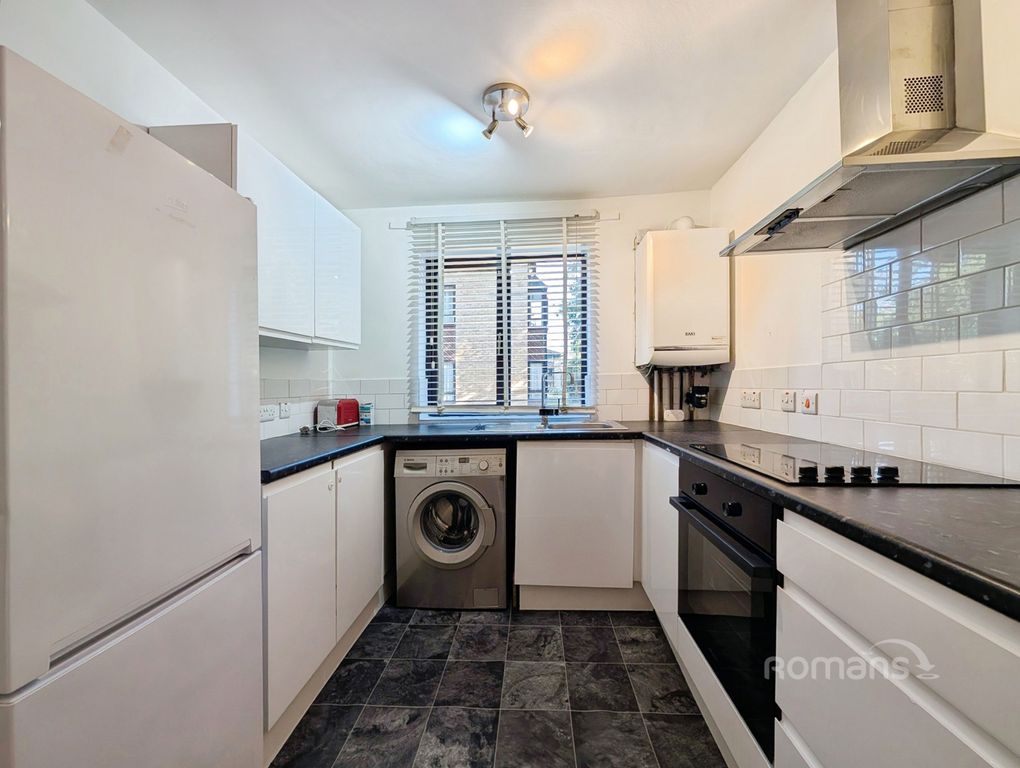 Property photo 2 of 10 Pbox-Img.Jpg