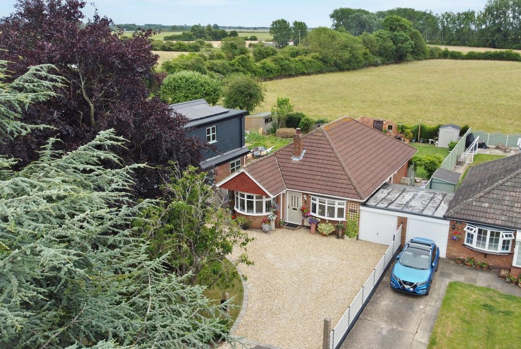 Property photo 2 of 31