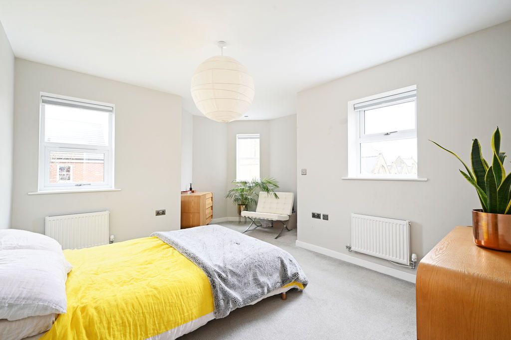 Additional image 15 of 2 bed flat for saleLime Tree House, Hunters Walk, Chesterfield S40