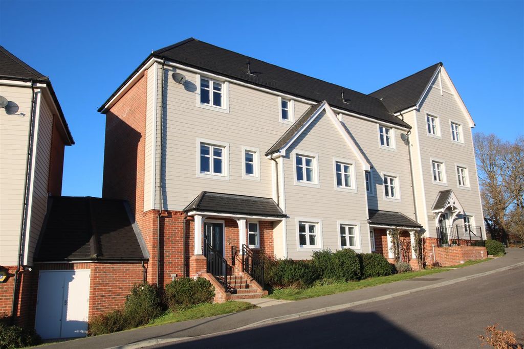 Property photo 1 of 12 Tm Front Jan.Jpg