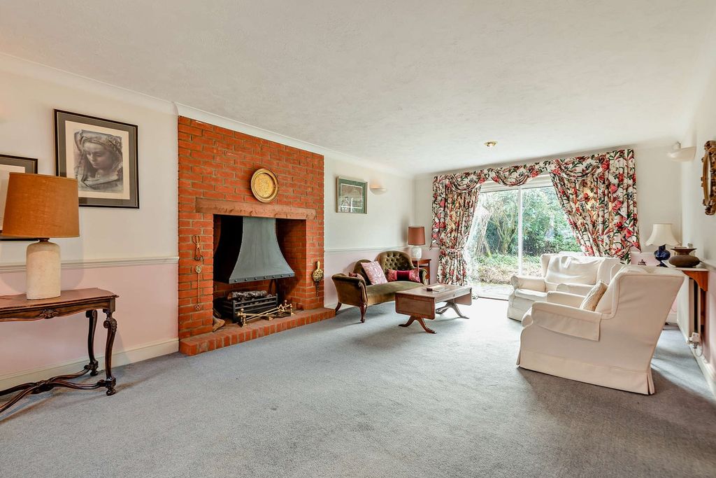 Property photo 3 of 30