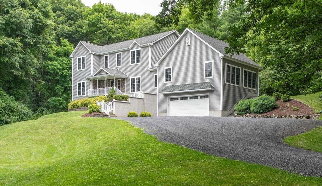 Property photo 1 of 29