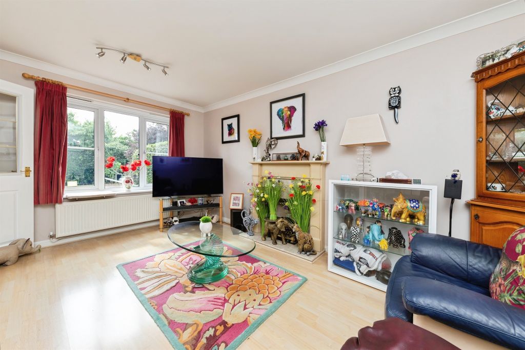Property photo 3 of 17