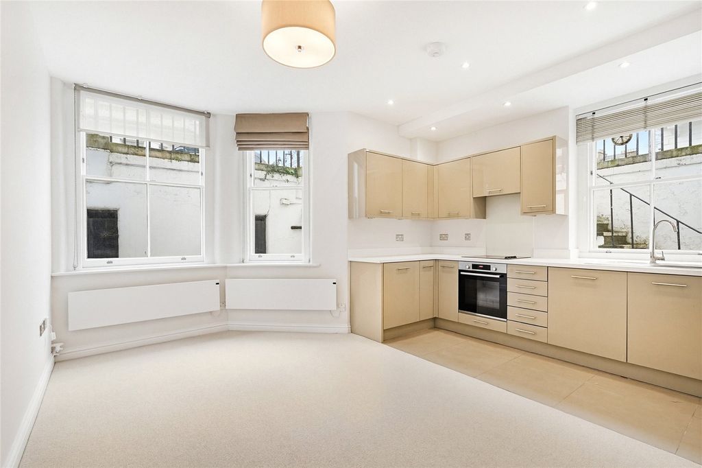 Property photo 1 of 9 Reception Room