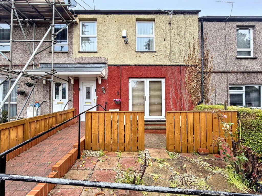 Property photo 1 of 28