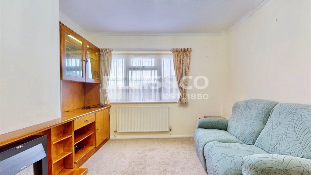 Property photo 3 of 17 Picture No. 13