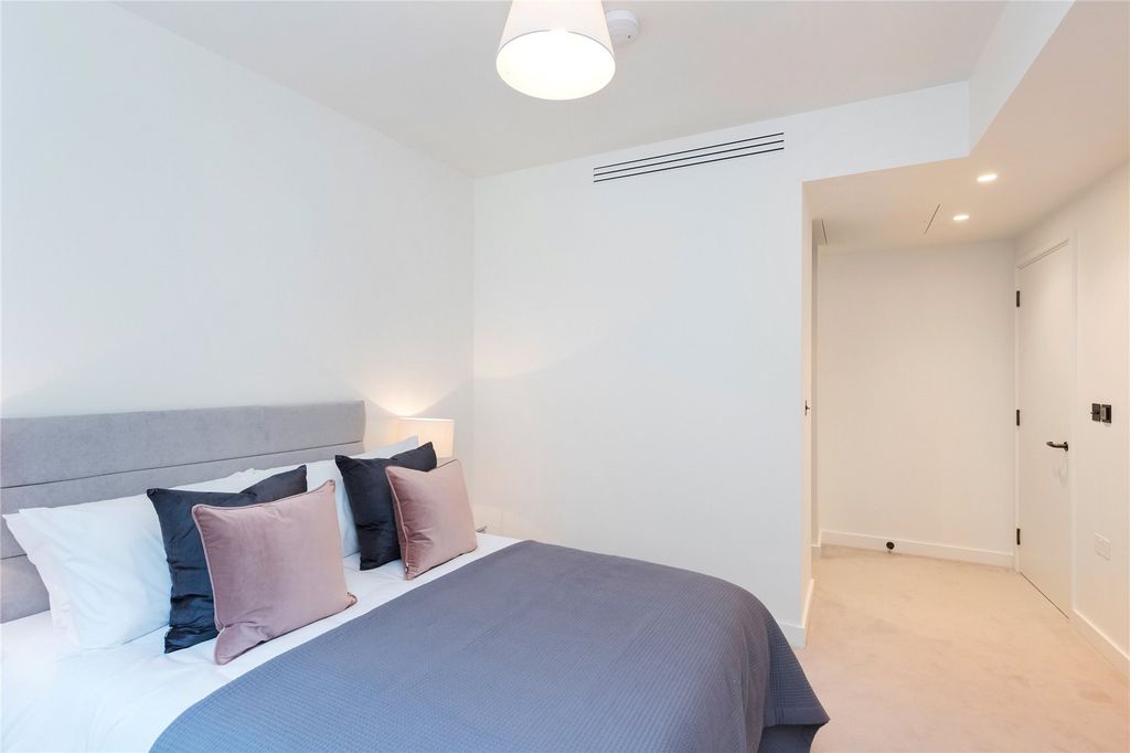 Property photo 3 of 13 Picture No. 30