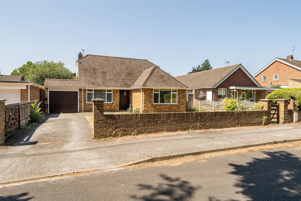 Property photo 1 of 12