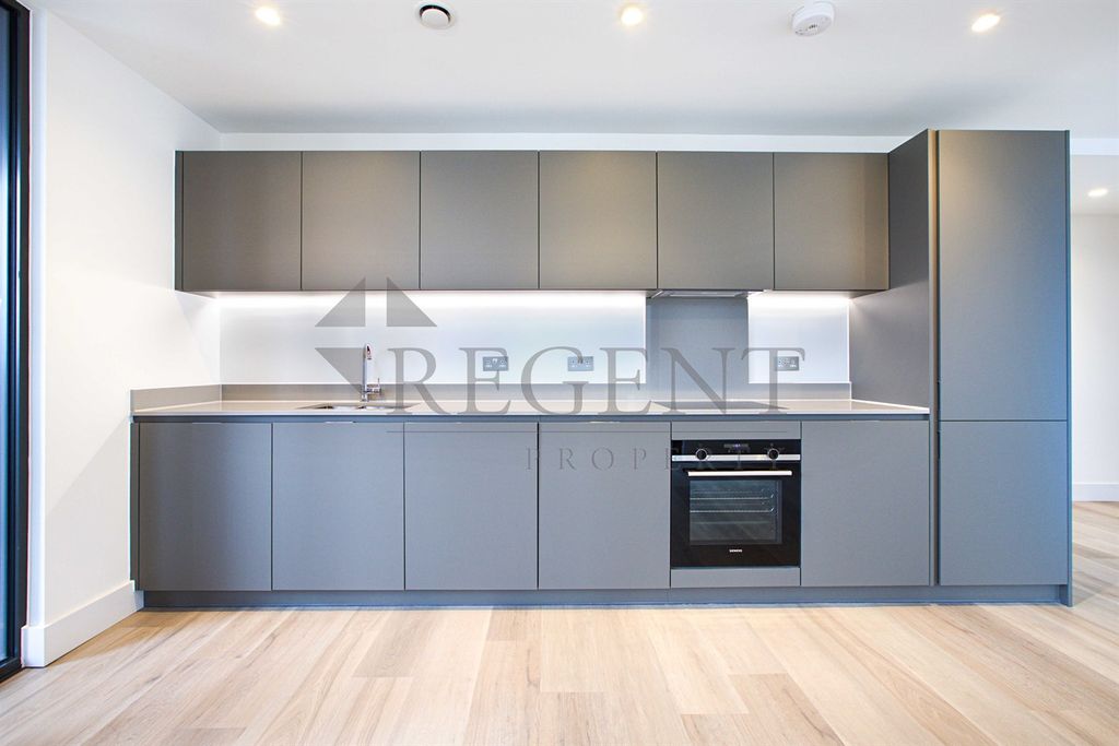 Property photo 2 of 11 Kitchen View