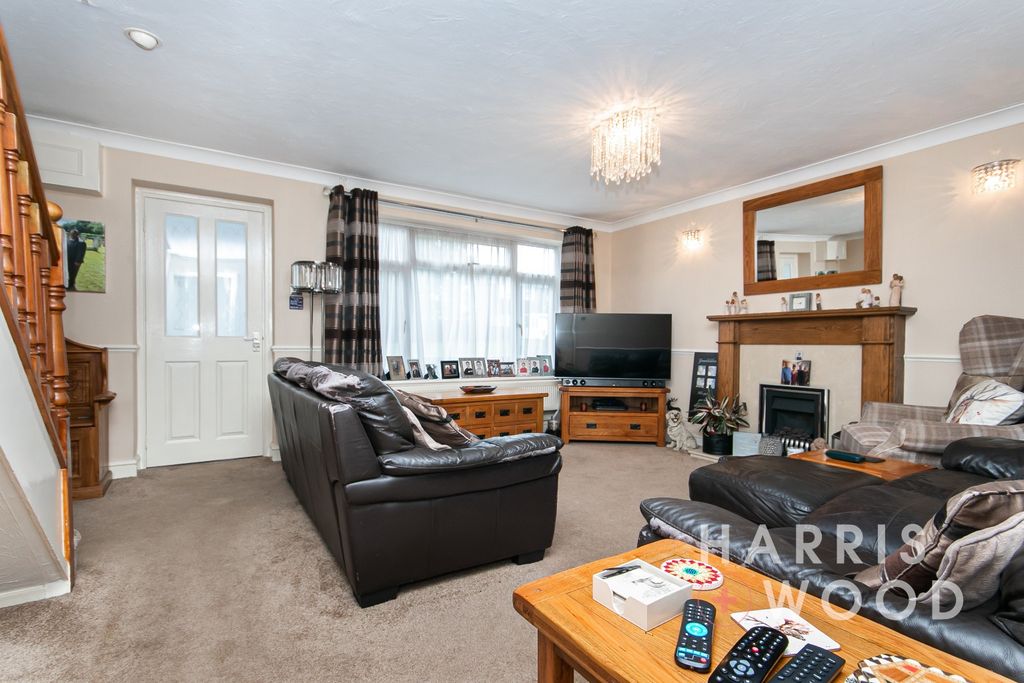 Property photo 3 of 20 4556482