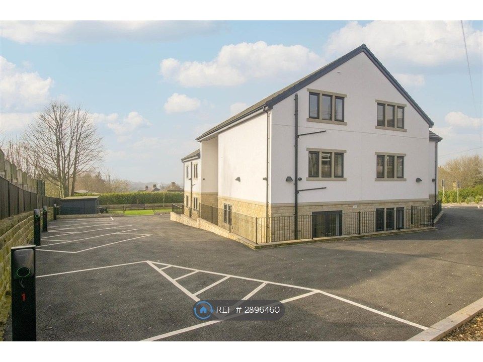 Property photo 2 of 12
