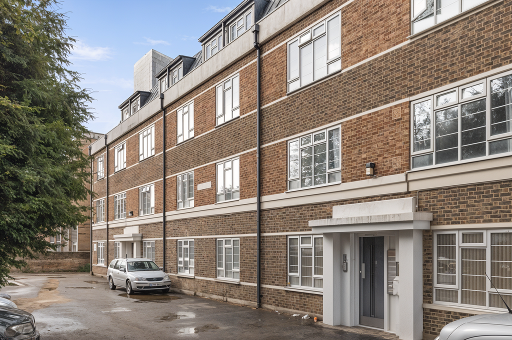 Property photo 1 of 7