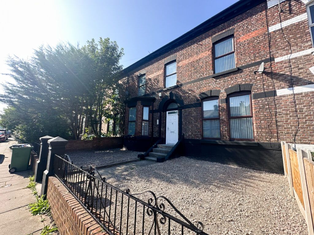 Property photo 2 of 14