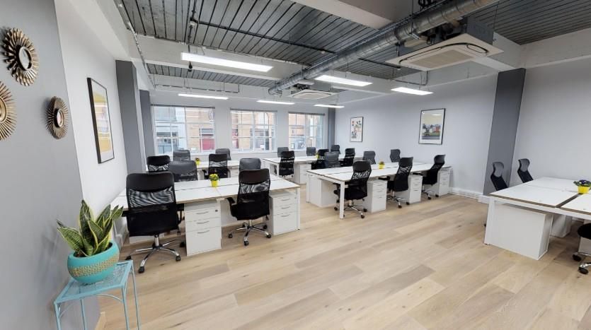 Property photo 3 of 15 Serviced Office Space To Rent In Bath Place, Rivin