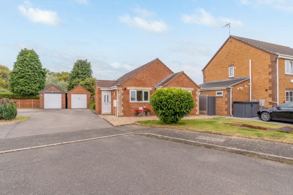 Property photo 1 of 23 13 Lockton Close (Swineshead)-6