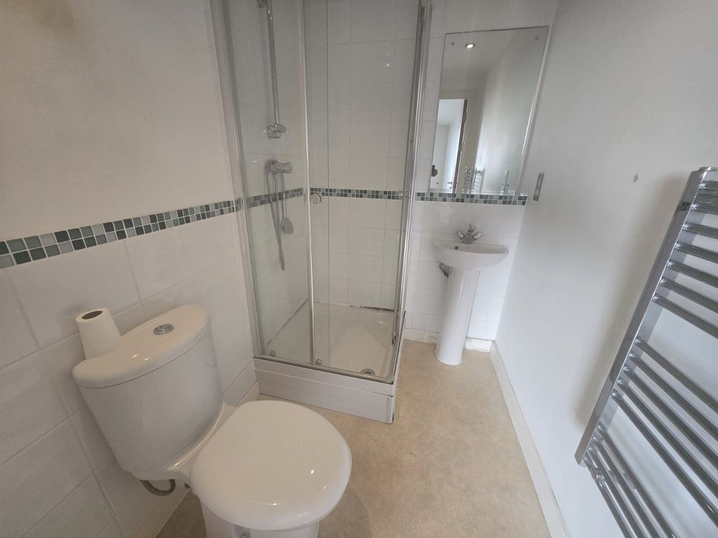 Property photo 3 of 9 Picture No. 13