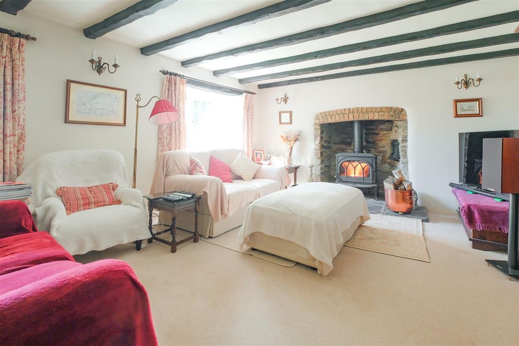 Property photo 3 of 36 Parry Venn Lanreath Photos-37.Jpg
