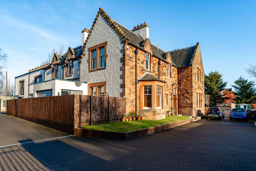 Property photo 1 of 16 Primary Property Image